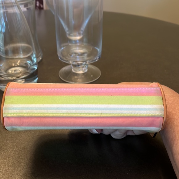 Set of 2 - Coach makeup bags **Authentic** - Picture 10 of 11